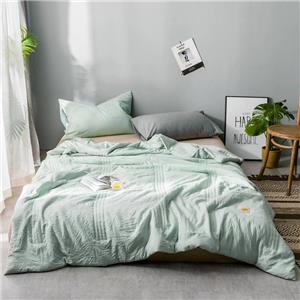 لحاف مكيف هواء بلون نقي