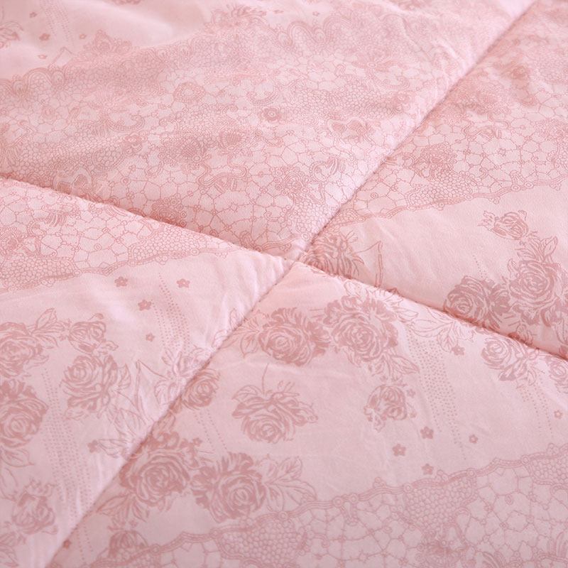 pure colour winter quilt